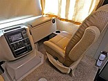 2015 Thor Motor Coach Vegas Photo #9