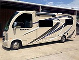2015 Thor Motor Coach Vegas Photo #4