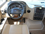 2015 Thor Motor Coach Vegas Photo #7