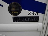 2015 Thor Motor Coach Vegas Photo #8