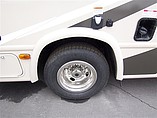 2015 Thor Motor Coach Vegas Photo #9