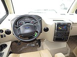 2015 Thor Motor Coach Vegas Photo #12