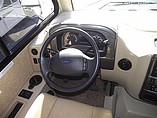 2015 Thor Motor Coach Vegas Photo #12