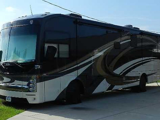 2014 Thor Motor Coach Tuscany XTE Photo