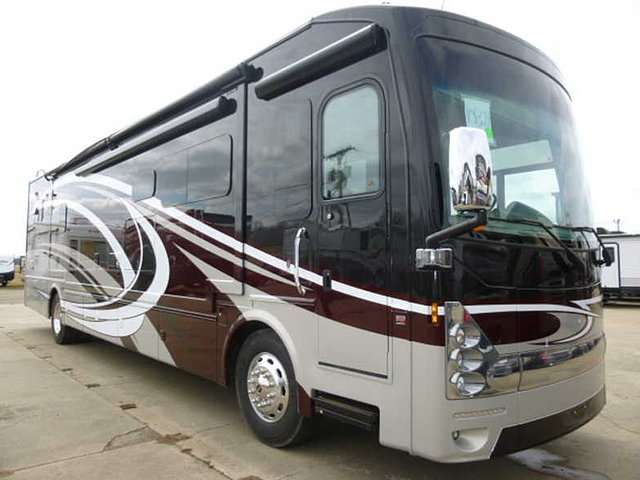 2015 Thor Motor Coach Tuscany XTE Photo