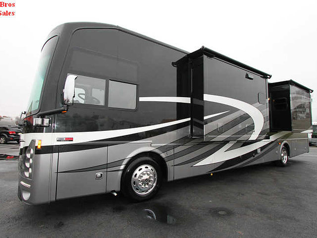 2014 Thor Motor Coach Tuscany XTE Photo