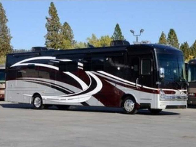 2014 Thor Motor Coach Tuscany Photo