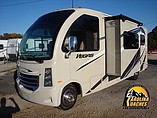 15 Thor Motor Coach Vegas