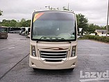 2015 Thor Motor Coach Vegas Photo #9
