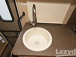 2015 Thor Motor Coach Vegas Photo #35