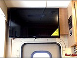 2016 Thor Motor Coach Vegas Photo #12
