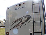 2015 Thor Motor Coach Vegas Photo #7