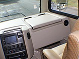 2015 Thor Motor Coach Vegas Photo #12