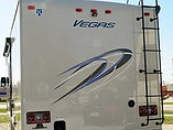 2015 Thor Motor Coach Vegas Photo #8