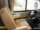 2015 Thor Motor Coach Vegas Photo #10