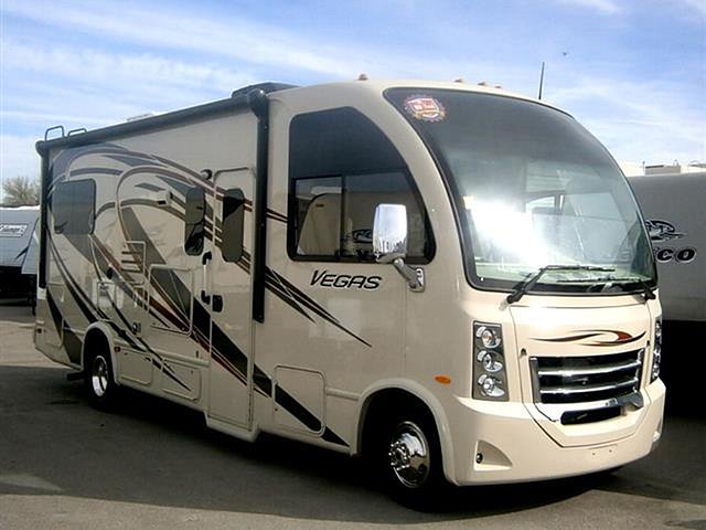 2015 Thor Motor Coach Vegas Photo