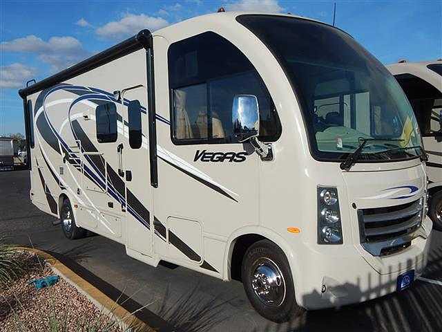 2015 Thor Motor Coach Vegas Photo