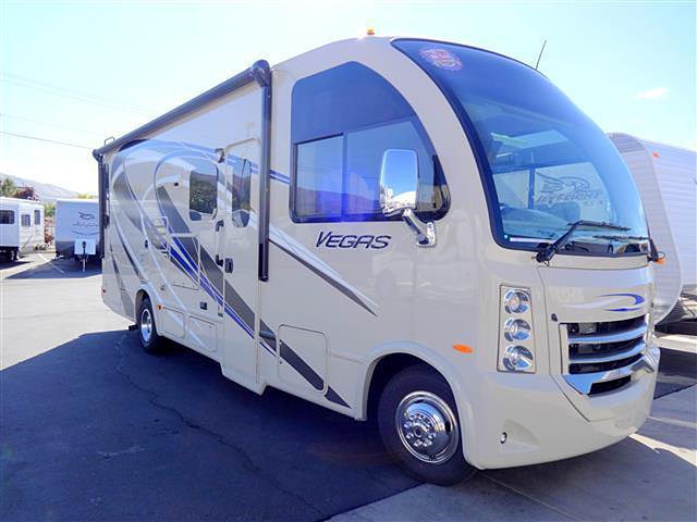 2015 Thor Motor Coach Vegas Photo