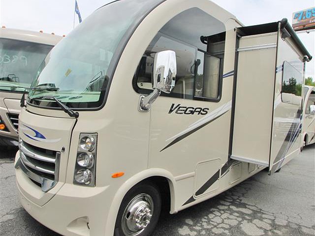 15 Thor Motor Coach Vegas