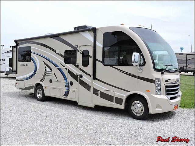 2016 Thor Motor Coach Vegas Photo