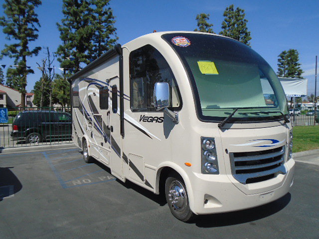 2015 Thor Motor Coach Vegas RUV Photo