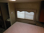 2011 Thor Motor Coach Windsport Photo #17