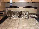 2016 Thor Motor Coach Windsport Photo #18