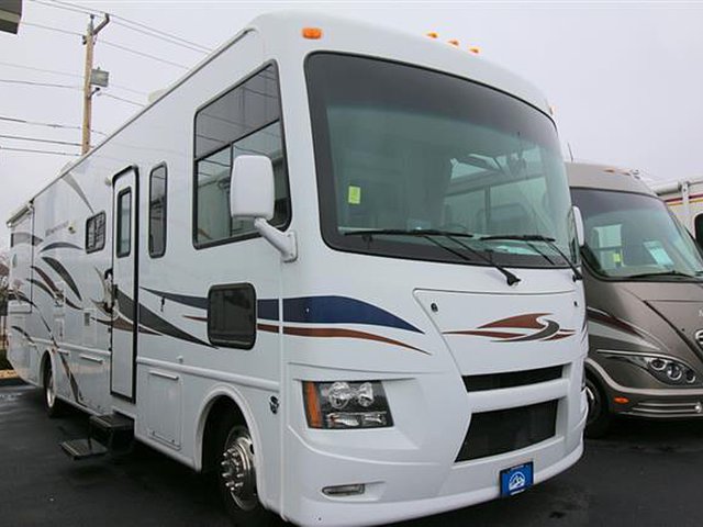 2014 Thor Motor Coach Windsport Photo
