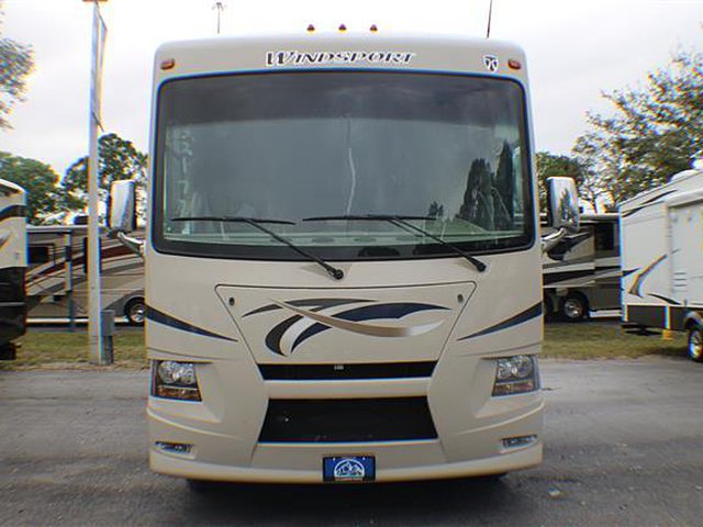 2015 Thor Motor Coach Windsport Photo