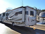 2015 Thor Motor Coach Windsport Photo #3