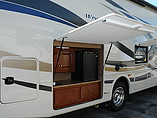 2016 Thor Motor Coach Windsport Photo #6