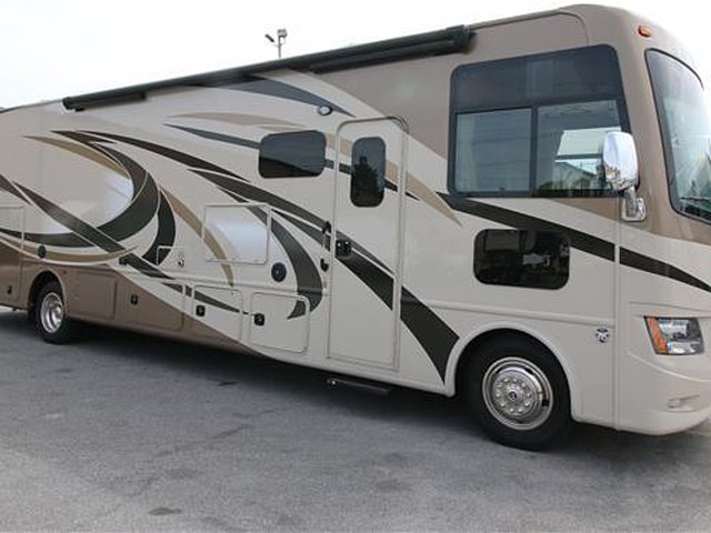 2016 Thor Motor Coach Windsport Photo
