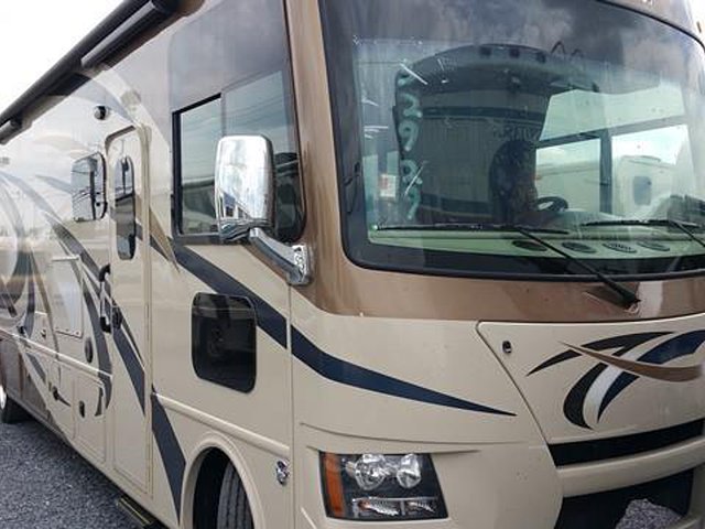 2016 Thor Motor Coach Windsport Photo