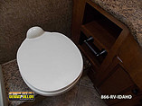 2015 Thor Motor Coach Windsport Photo #13