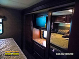 2015 Thor Motor Coach Windsport Photo #22