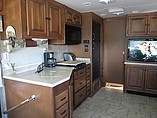 2011 Tiffin Allegro Photo #17