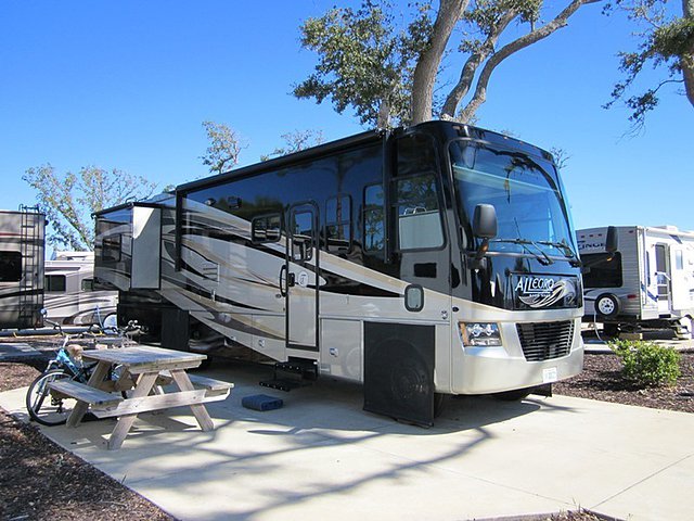2011 Tiffin Allegro Photo