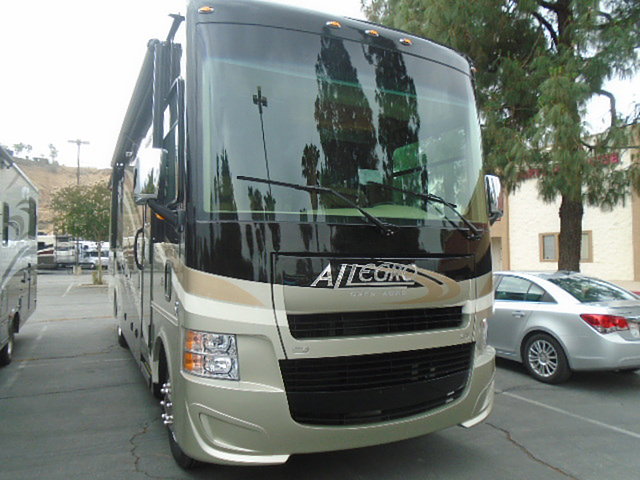 2015 Tiffin Allegro Photo