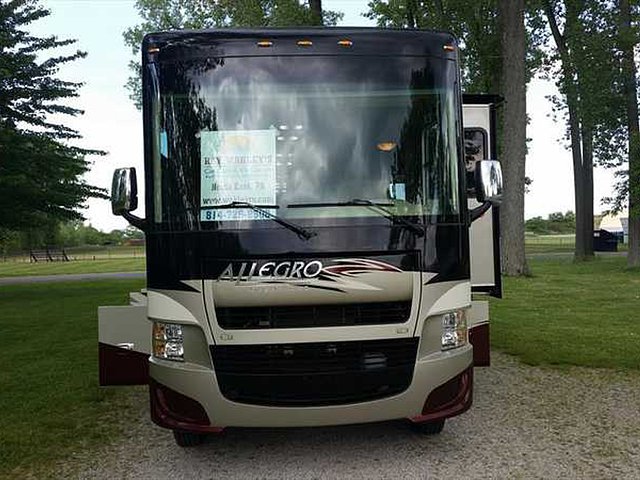 2013 Tiffin Allegro Photo