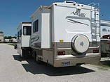 2005 Tiffin Allegro Photo #4