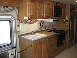 2005 Tiffin Allegro Photo #12