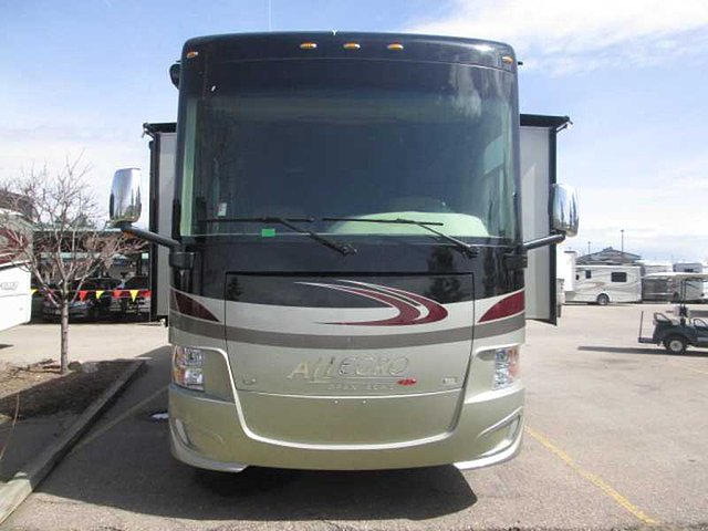 2015 Tiffin Allegro Photo