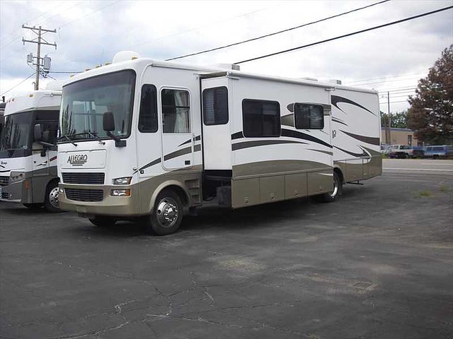 2007 Tiffin Allegro Photo