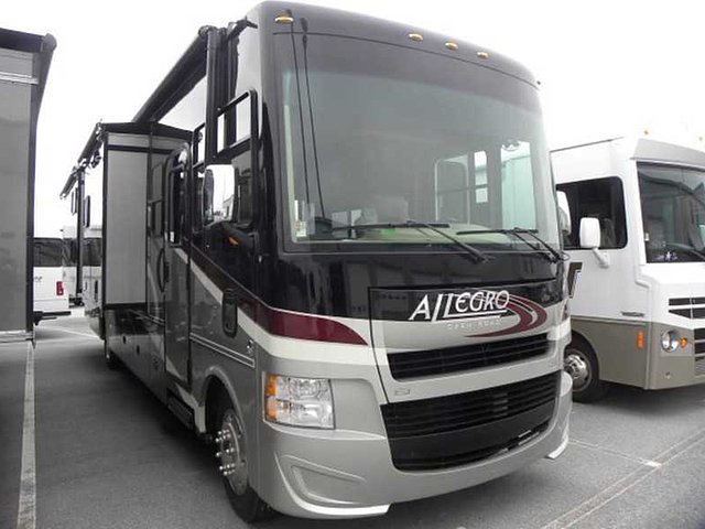 2016 Tiffin Allegro Photo