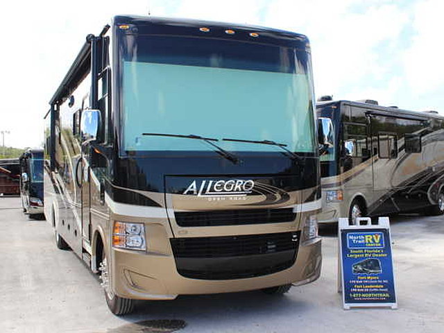 2015 Tiffin Allegro Photo
