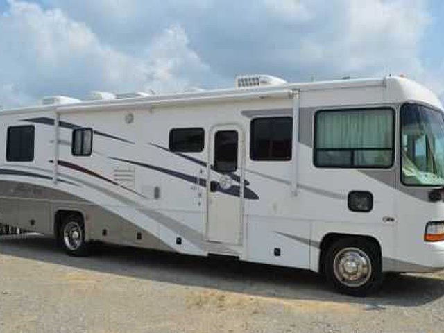 03 Tiffin Allegro Bay