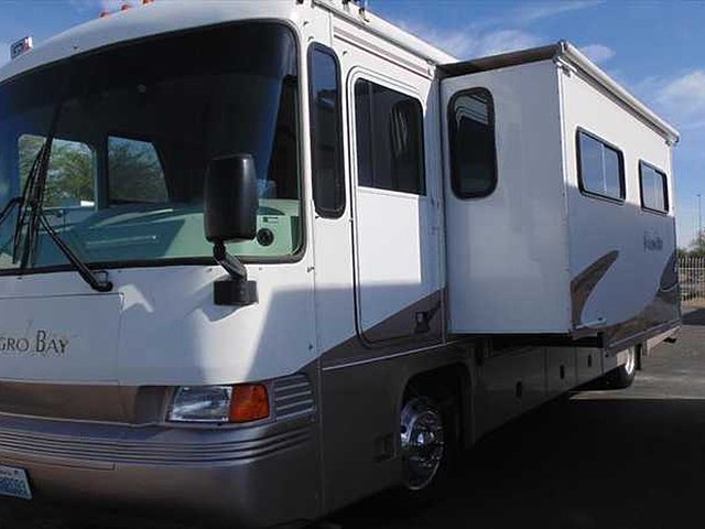 1999 Tiffin Allegro Bay Photo