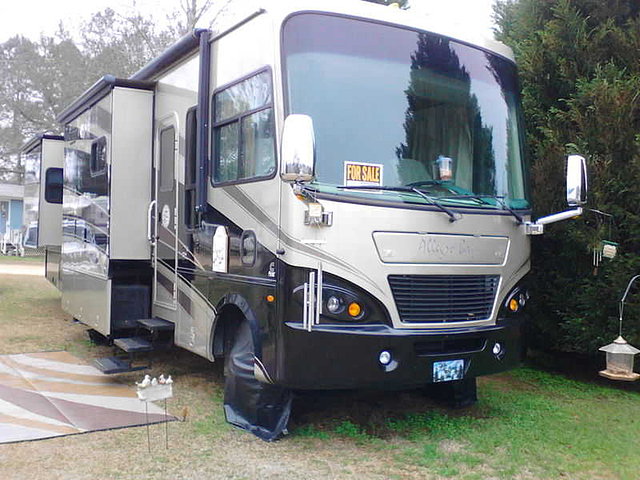 08 Tiffin Allegro Bay