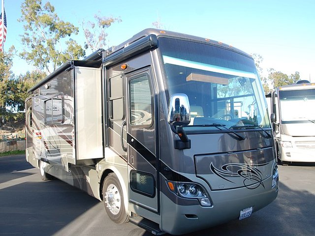 2012 Tiffin Allegro Breeze Photo