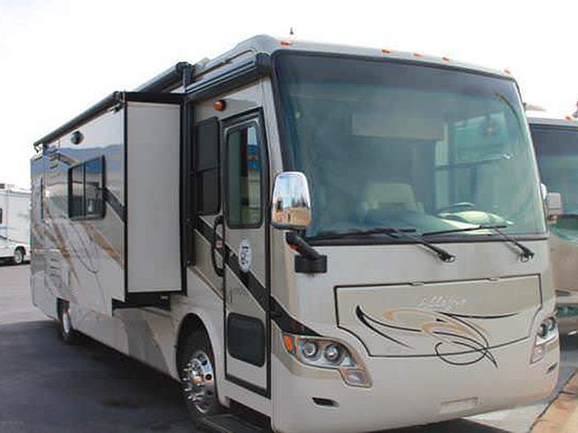 2012 Tiffin Allegro Breeze Photo